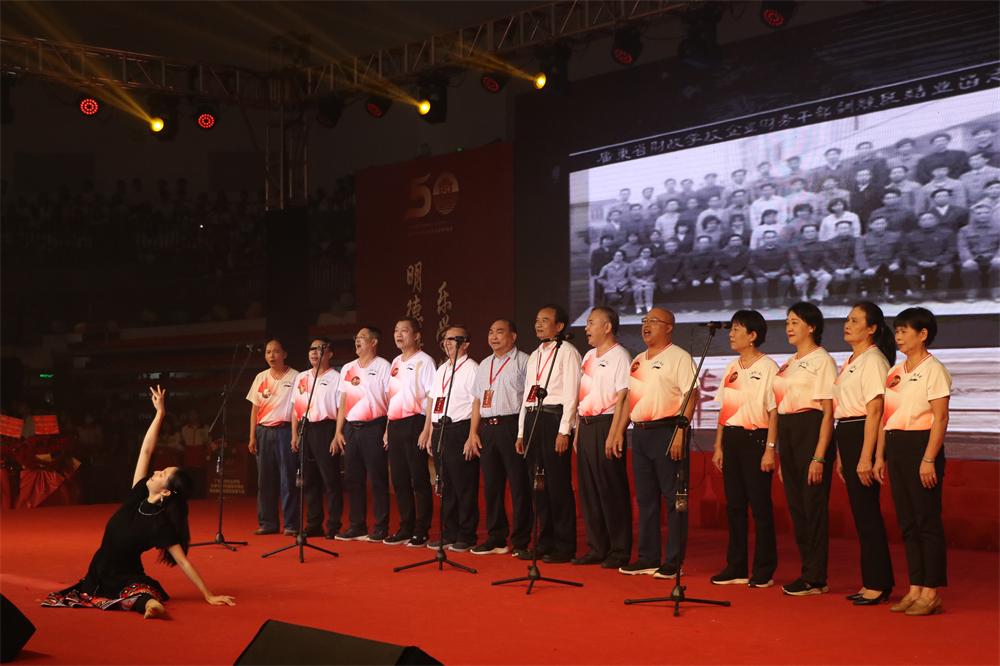 P005 杨旭东 摄.JPG