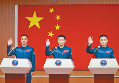 1698293833469796.jpg 集体见面.jpg