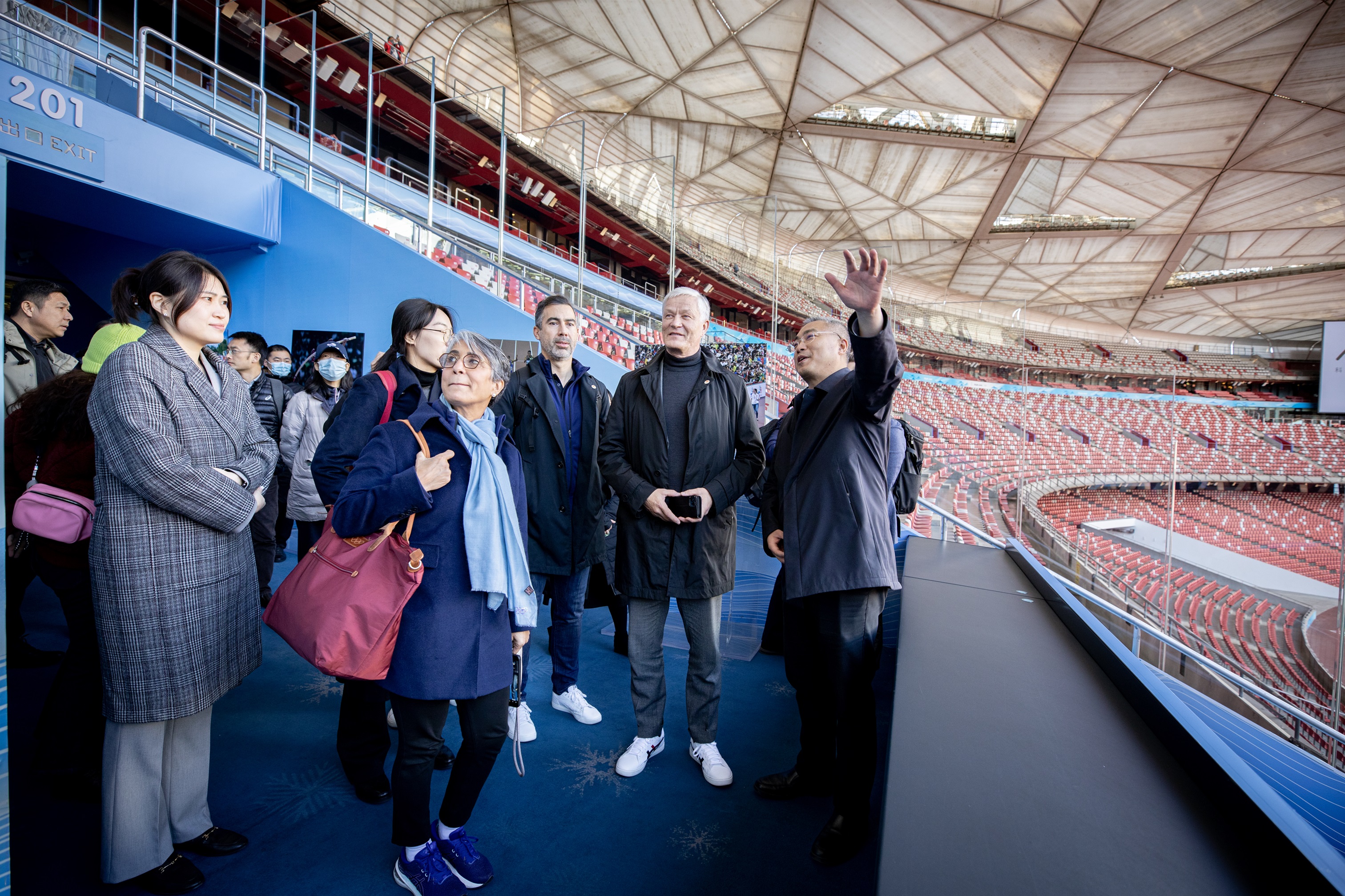 1699629612316681.jpg 1909761000.jpg