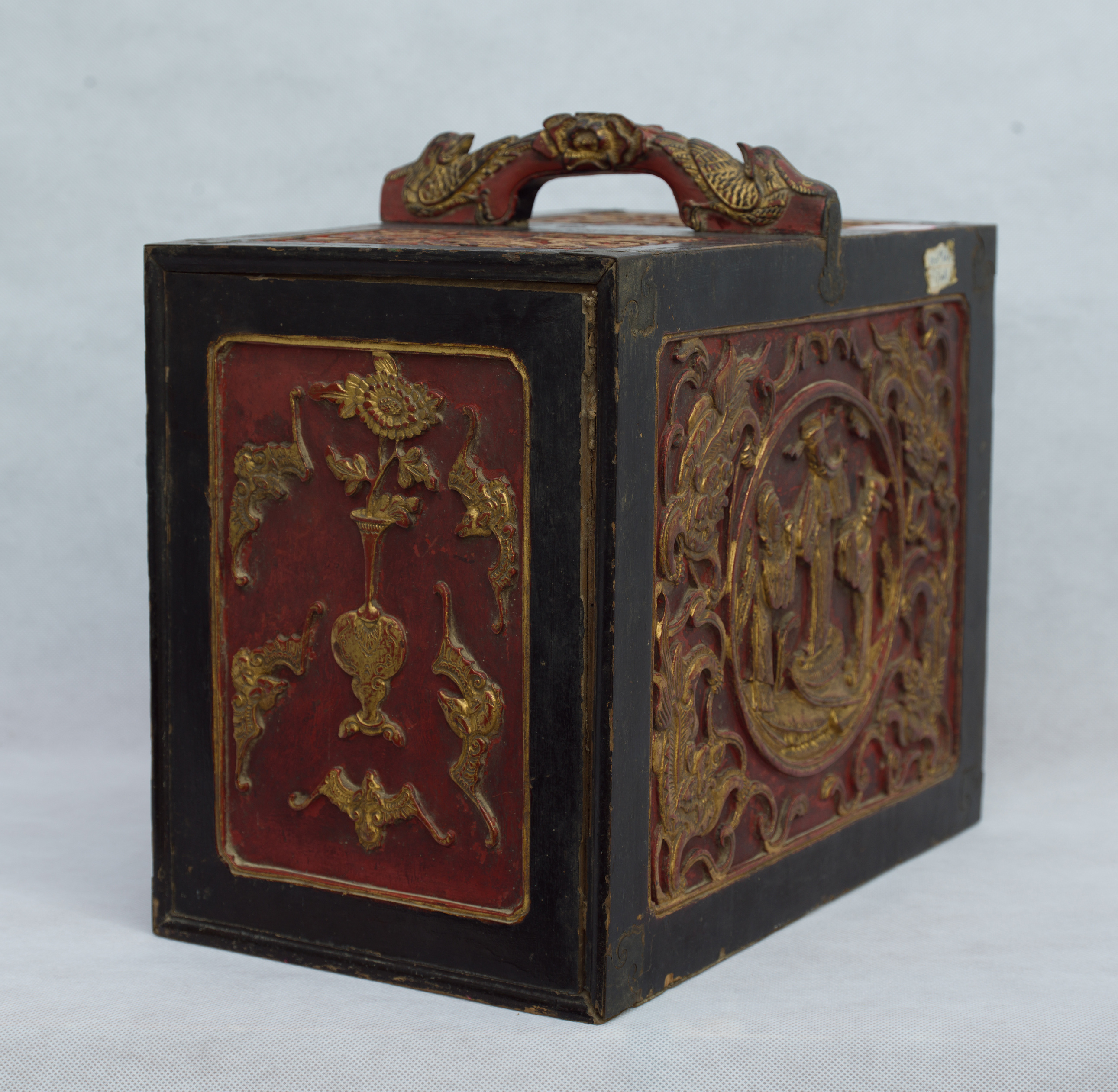 1703144045721170.jpg 1-1-1齐白石 木雕花工具箱.jpg