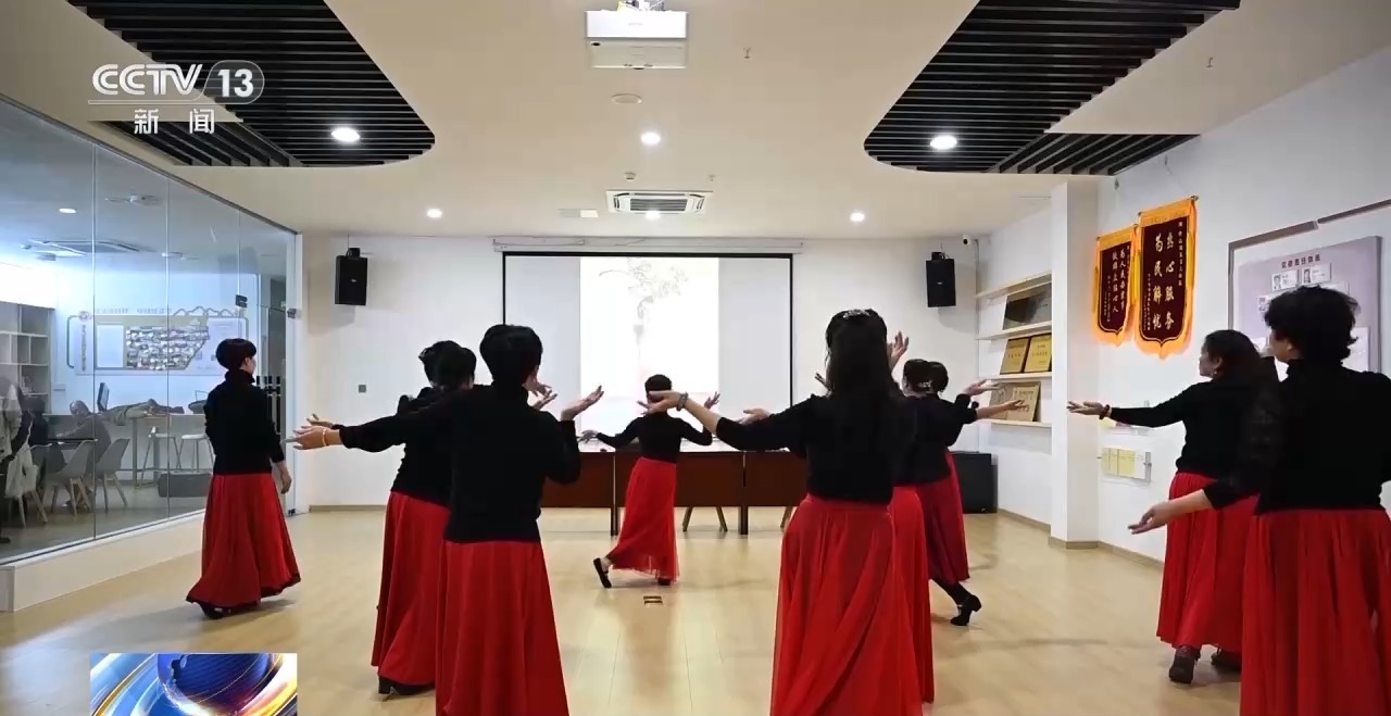 1703319659429419.jpg a4bc1e5a3c4c40dead466432ccd4db1d.jpg