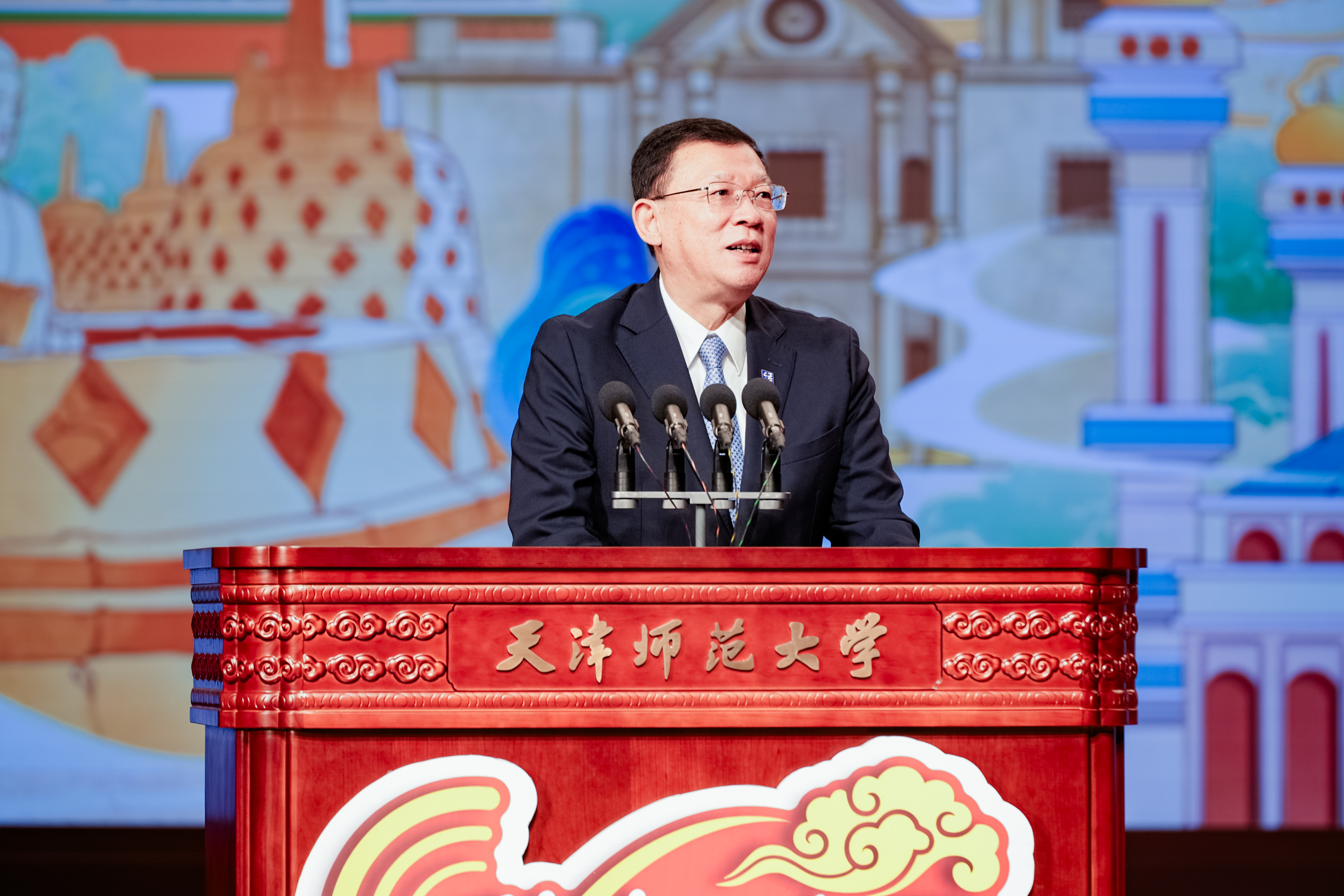 1704689991454306.jpg 教育部中外语言交流合作中心主任马箭飞 (1).jpg