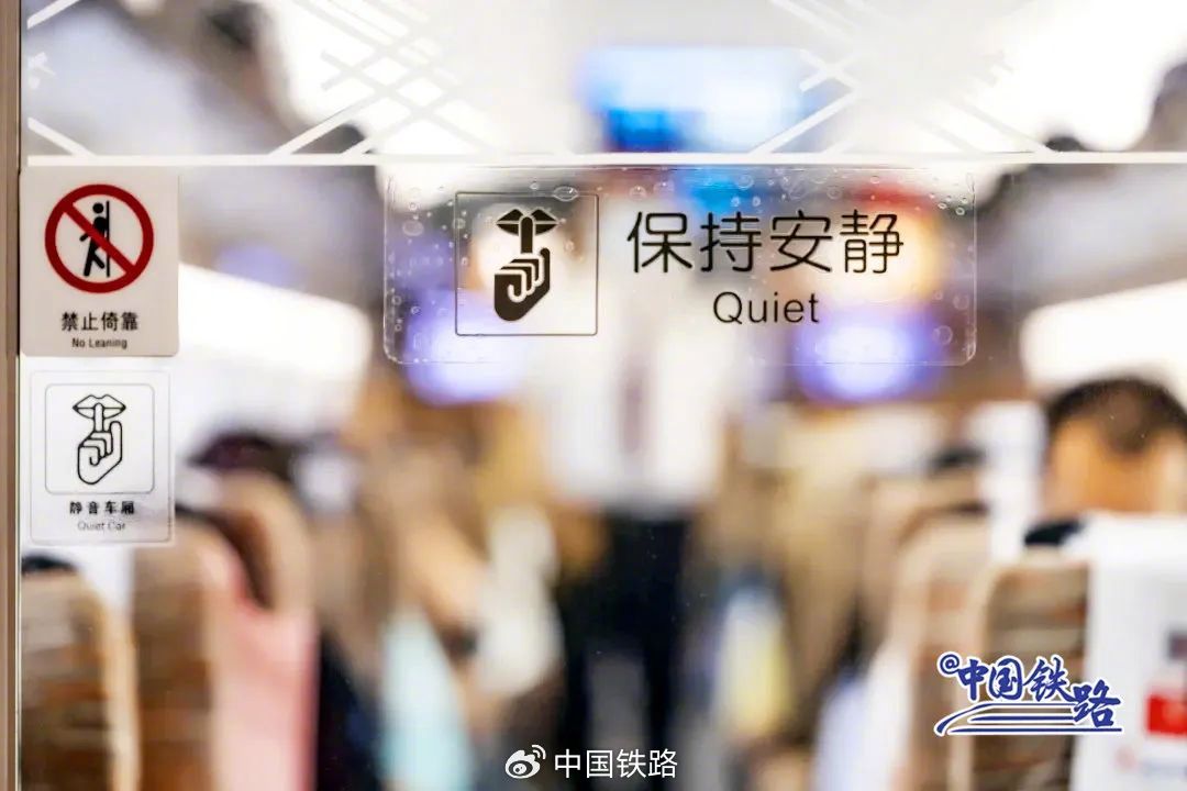 1705738237300855.jpg 002Mxuhhly4hite47paonj60u00k0mz202.jpg