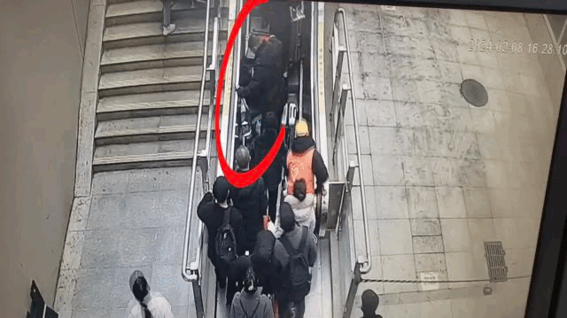 2024-02-11 103356.gif