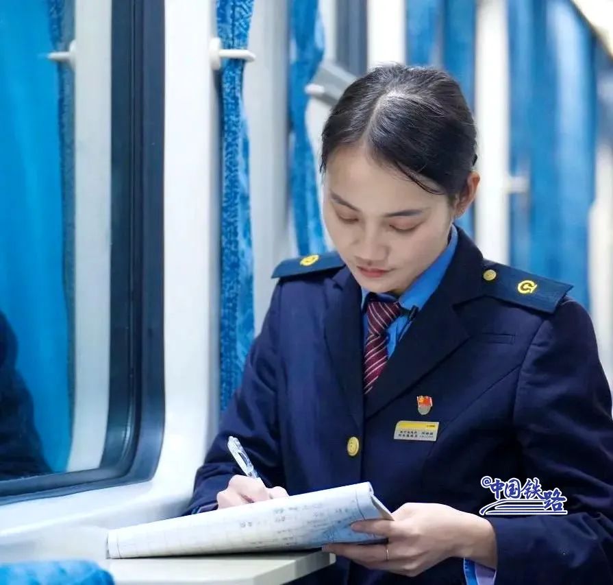 1708398579221610.jpeg 640-137.jpeg