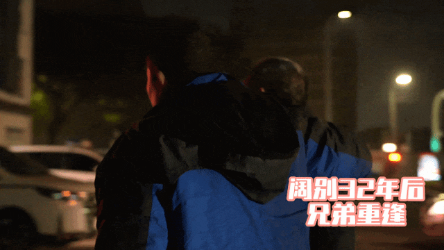 1710457051246375.gif 交警3.gif