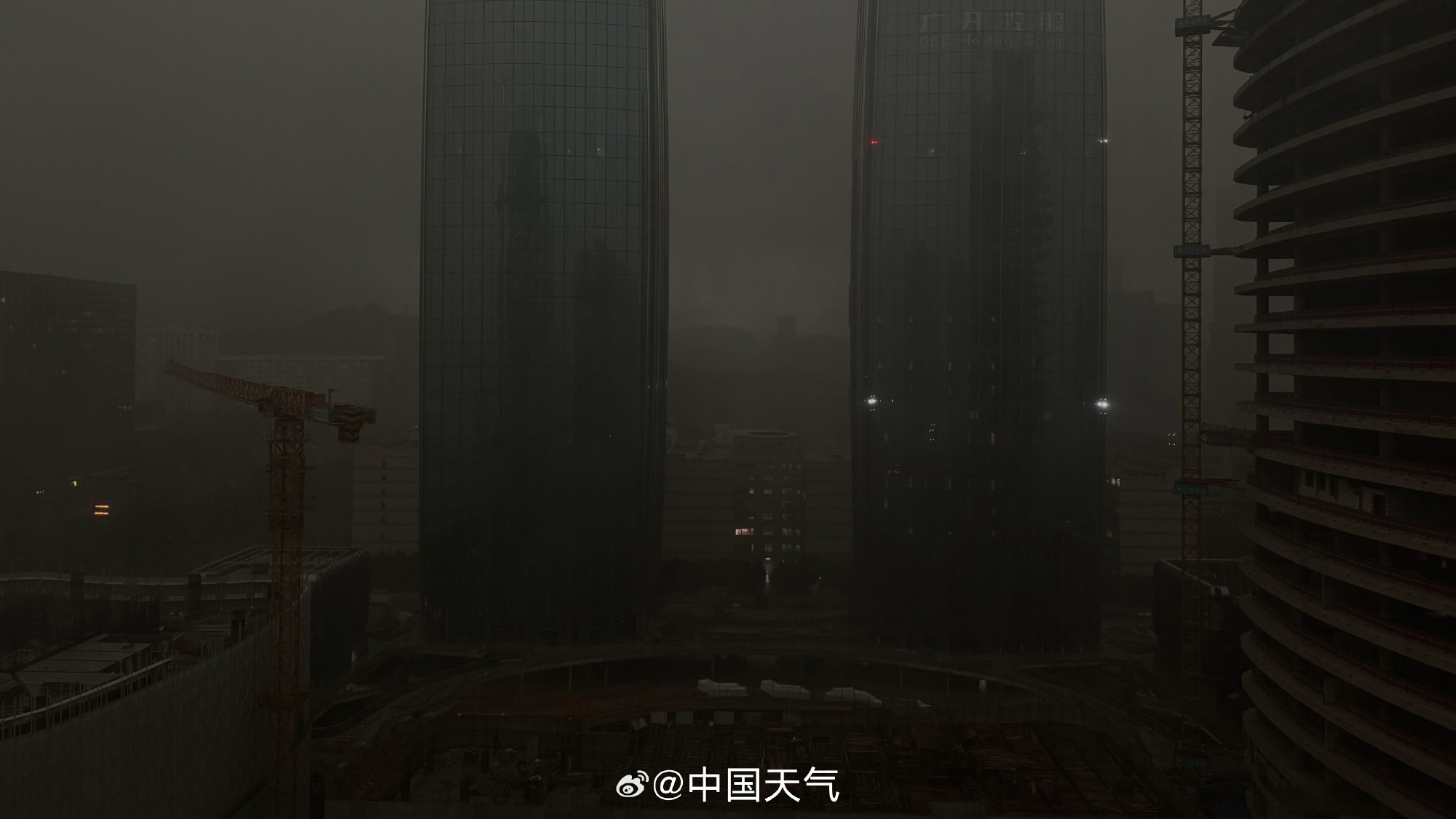 1713414716527601.jpg 594fb883ly1houu221d46j24el2h7u0x.jpg