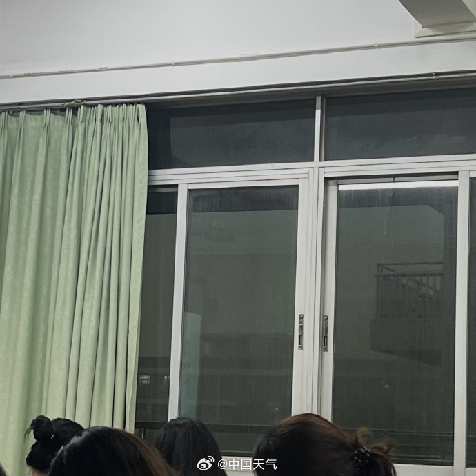 1713414762535102.jpg 594fb883ly1houu2xvacsj20j60j6wgy.jpg