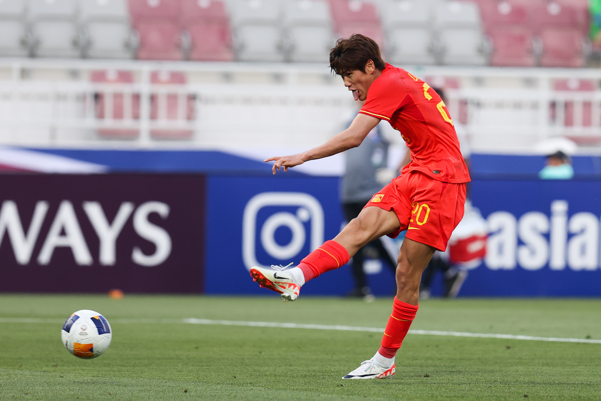 1713798914735385.jpg 916.jpg