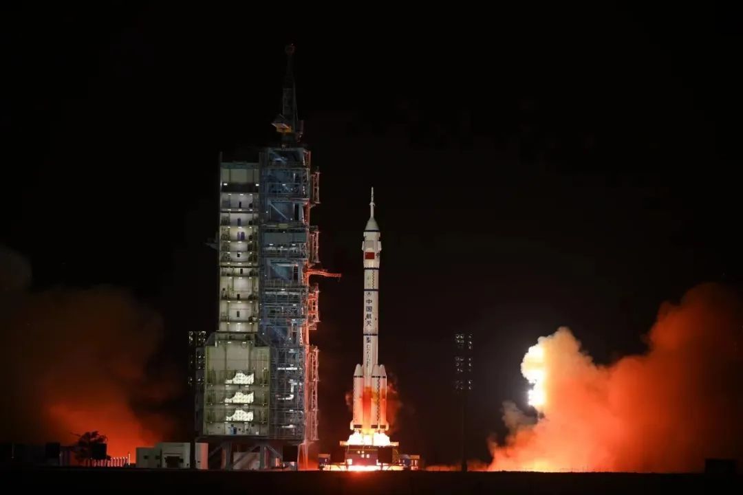 1714054895174657.jpg 22.jpg