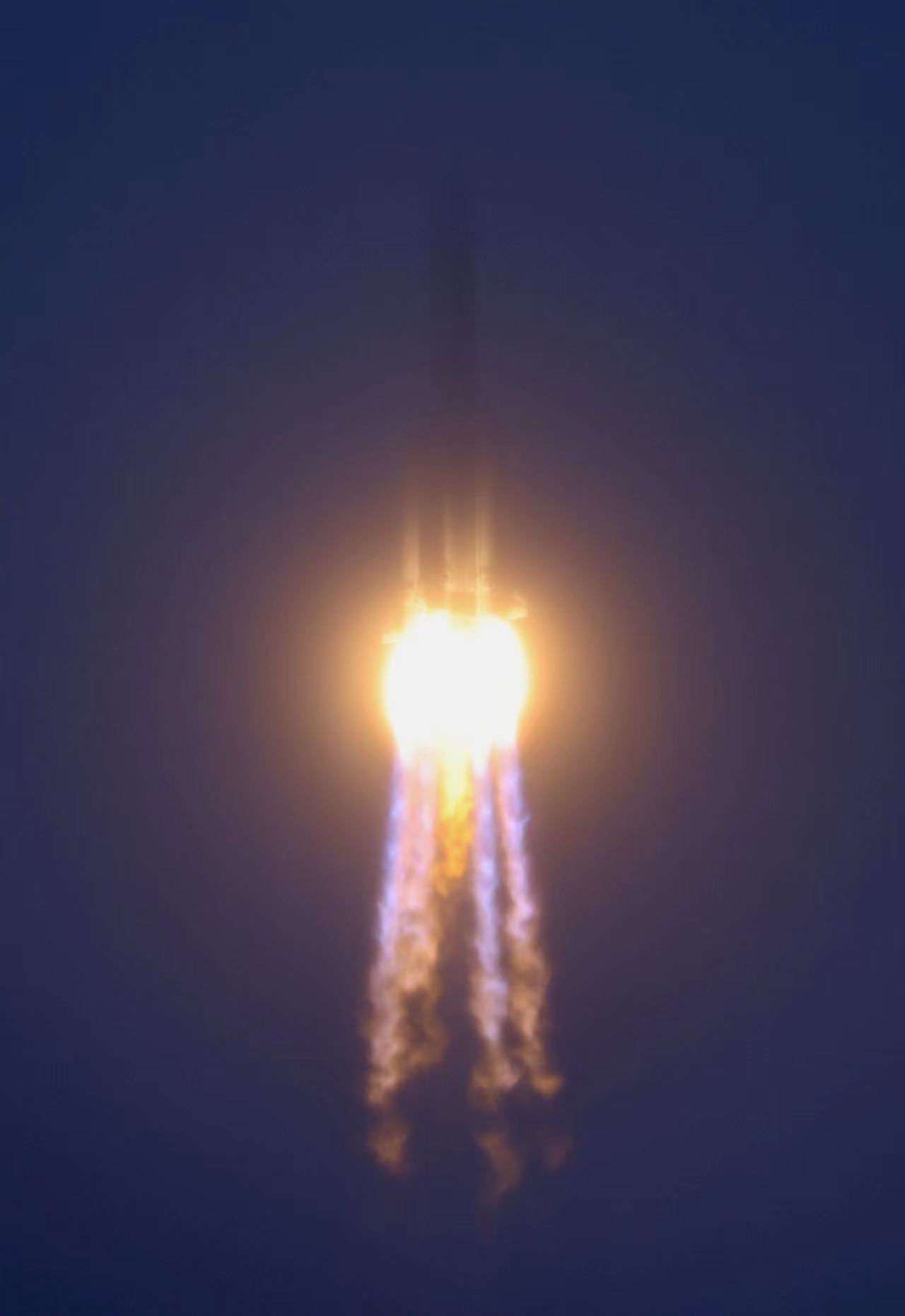 1714730543646803.jpg 14e6a743033c5907a0eb9c5aefe1fe6.jpg