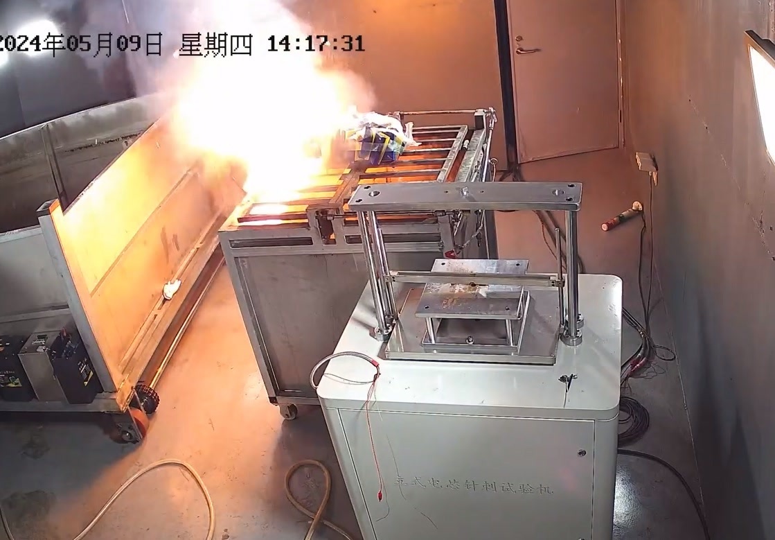 男子“自学成才”拼装电动车电池，送检3块全起火