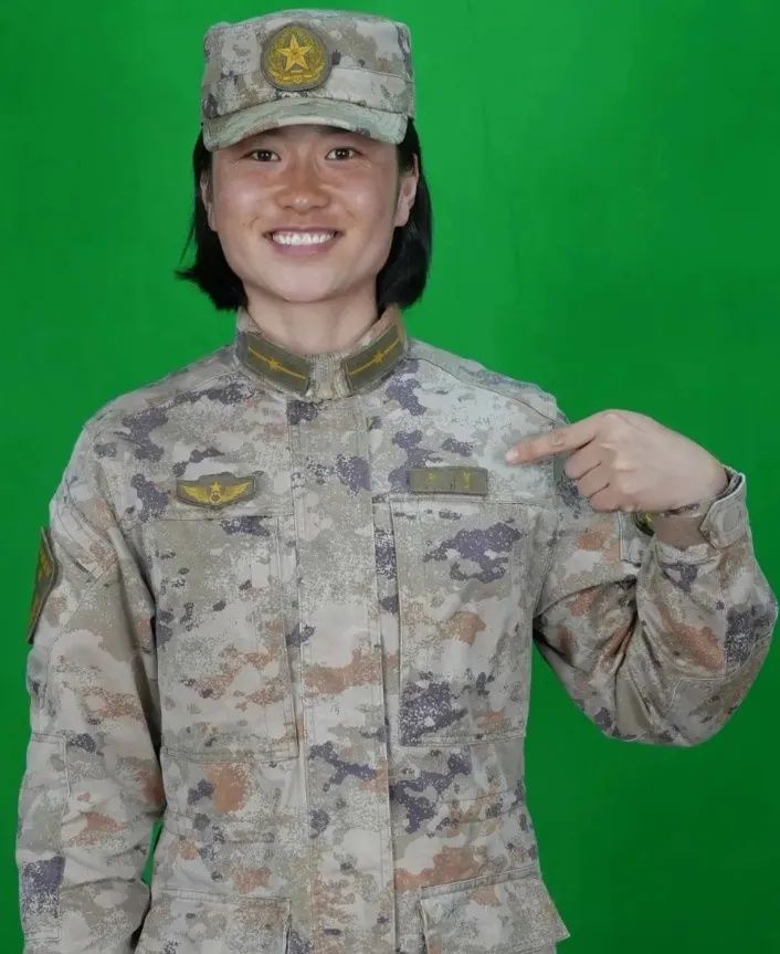 1716277863695201.jpg 23岁1.jpg