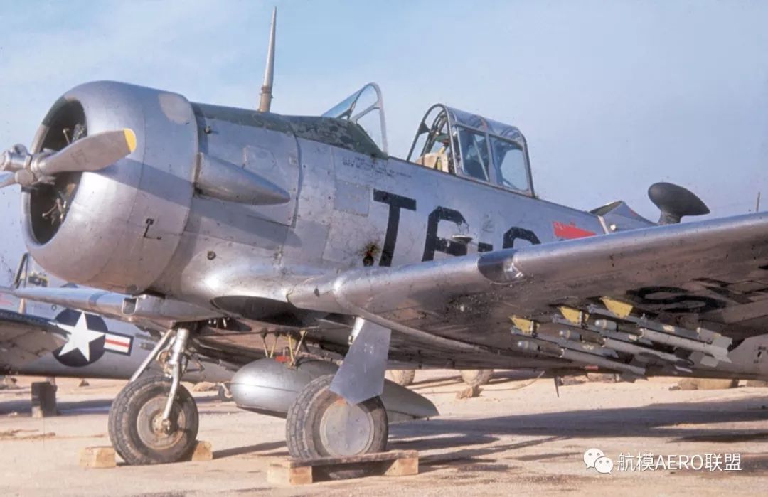 心中的经典像真机十二北美at6德克萨斯人教练机