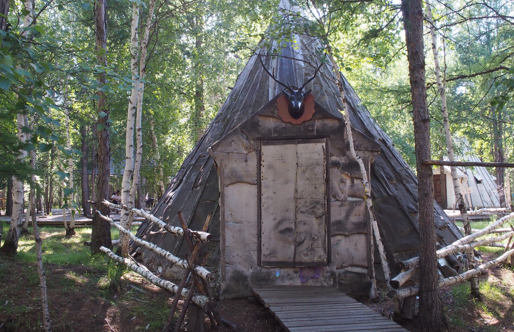 在内蒙鄂温克驯鹿村被称为中国最后的狩猎部落不去将看不到了