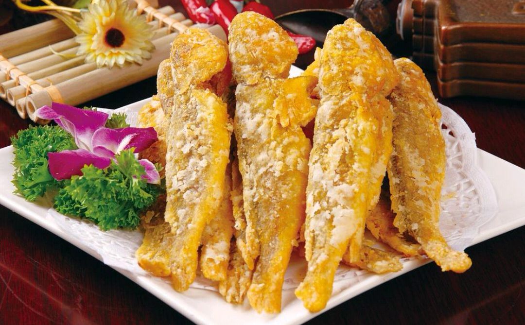 干煎小黄鱼制作方法十分简单方便在家也可以做