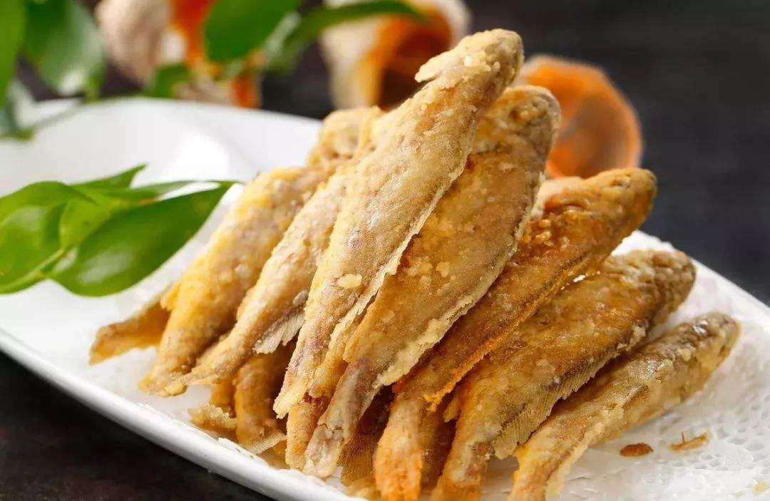 干煎小黄鱼制作方法十分简单方便在家也可以做