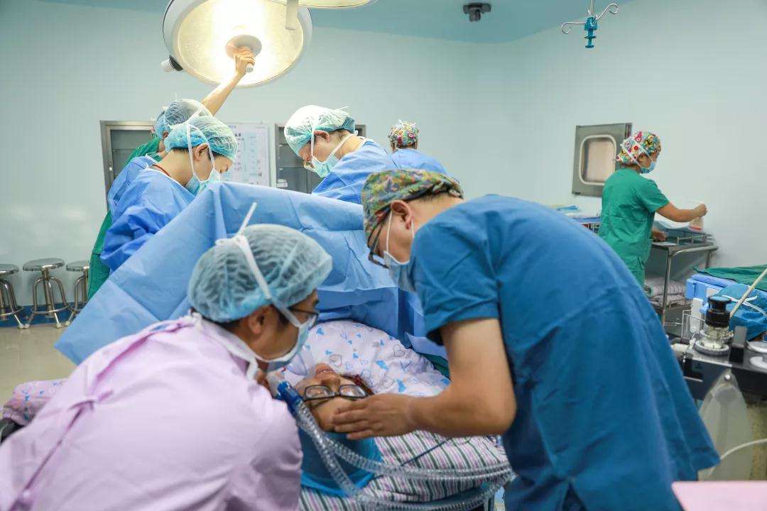 先救我男人产妇临盆还需担心丈夫陪产的老公太奇葩