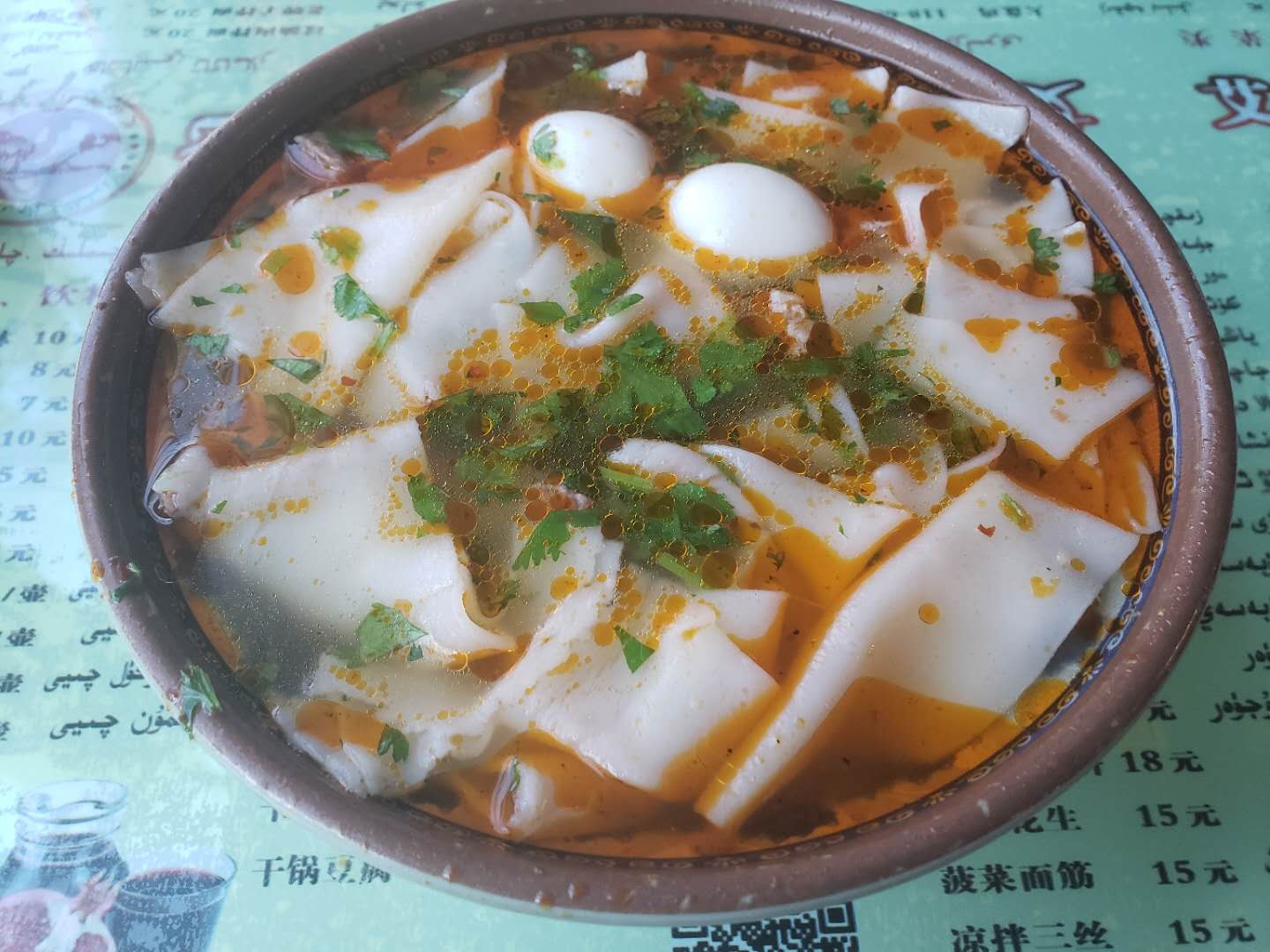 亲测新疆旅行中品尝到的美食,藏着地道风味,你吃过几样?