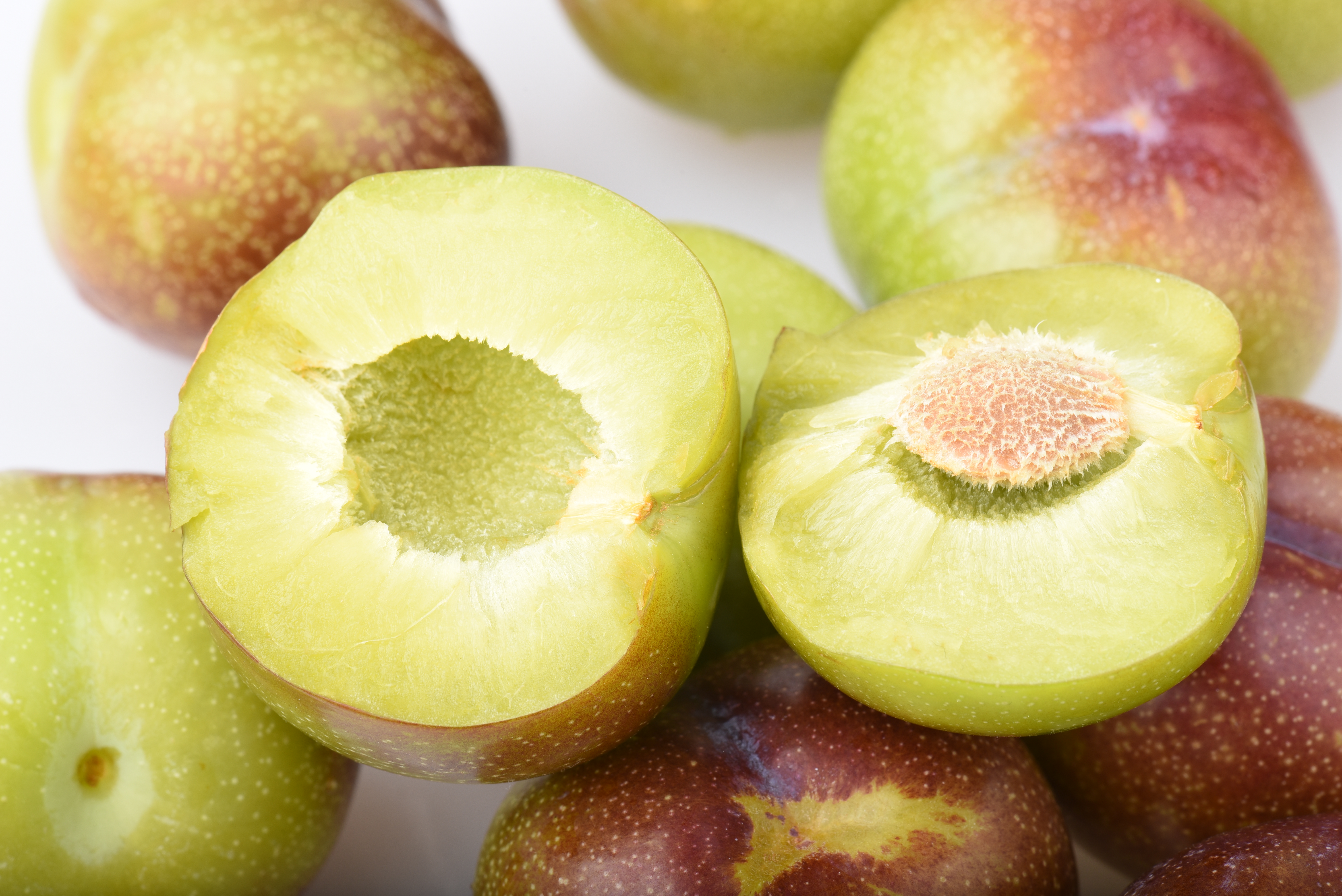 四川新鲜半边红李子正宗脱骨李