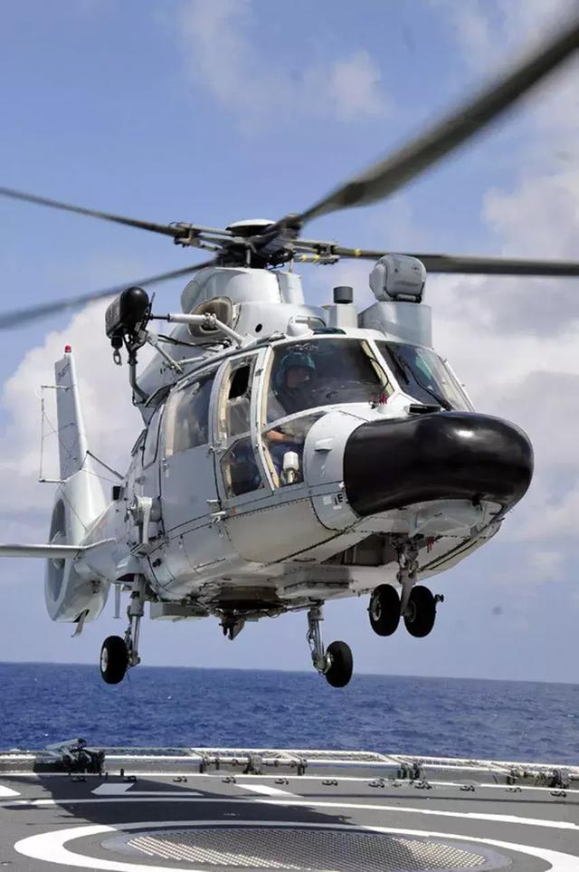 摸着鹰酱过河!直-20上舰,中国海军终于用上美军同款装备