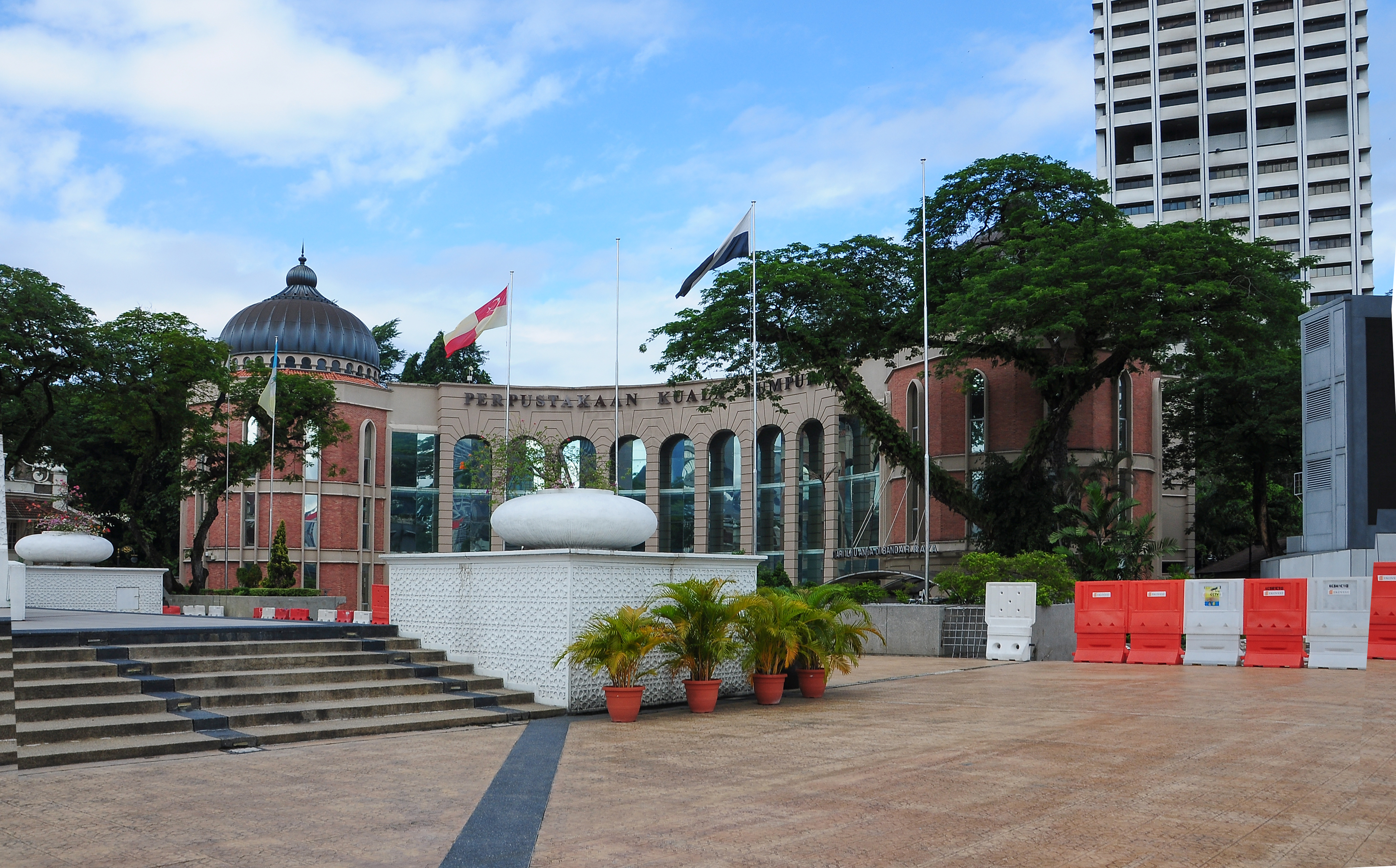 时尚的都市傲娇的骑兵吉隆坡城市观光揽胜