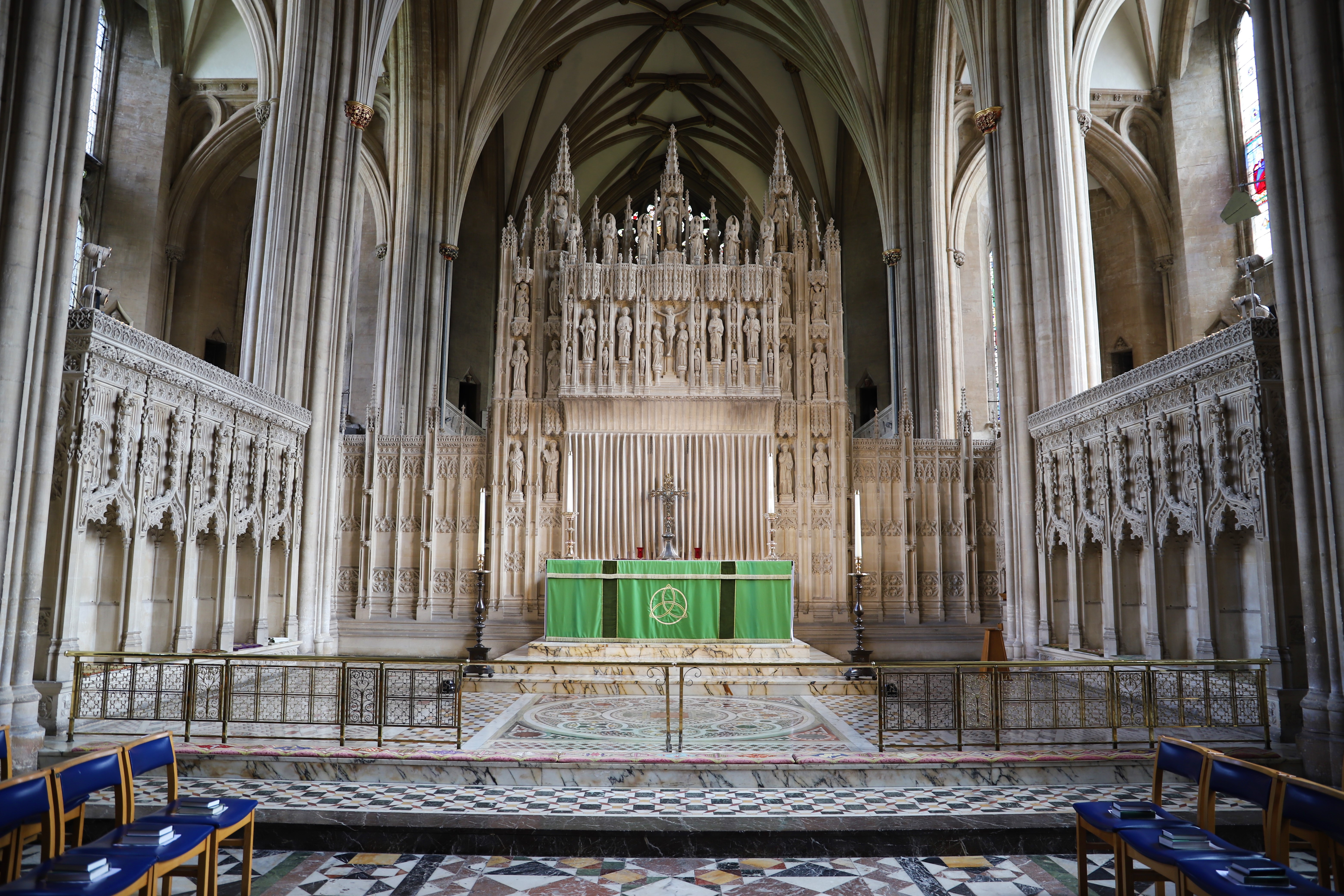 什么是厅堂式教堂?什么叫地狱劫?讲讲布里斯托主教座堂的故事