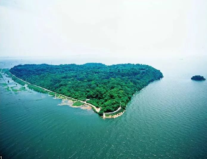 宋词里的岳阳不只有先天下之忧而忧这座湖中的爱情岛才是情侣必去