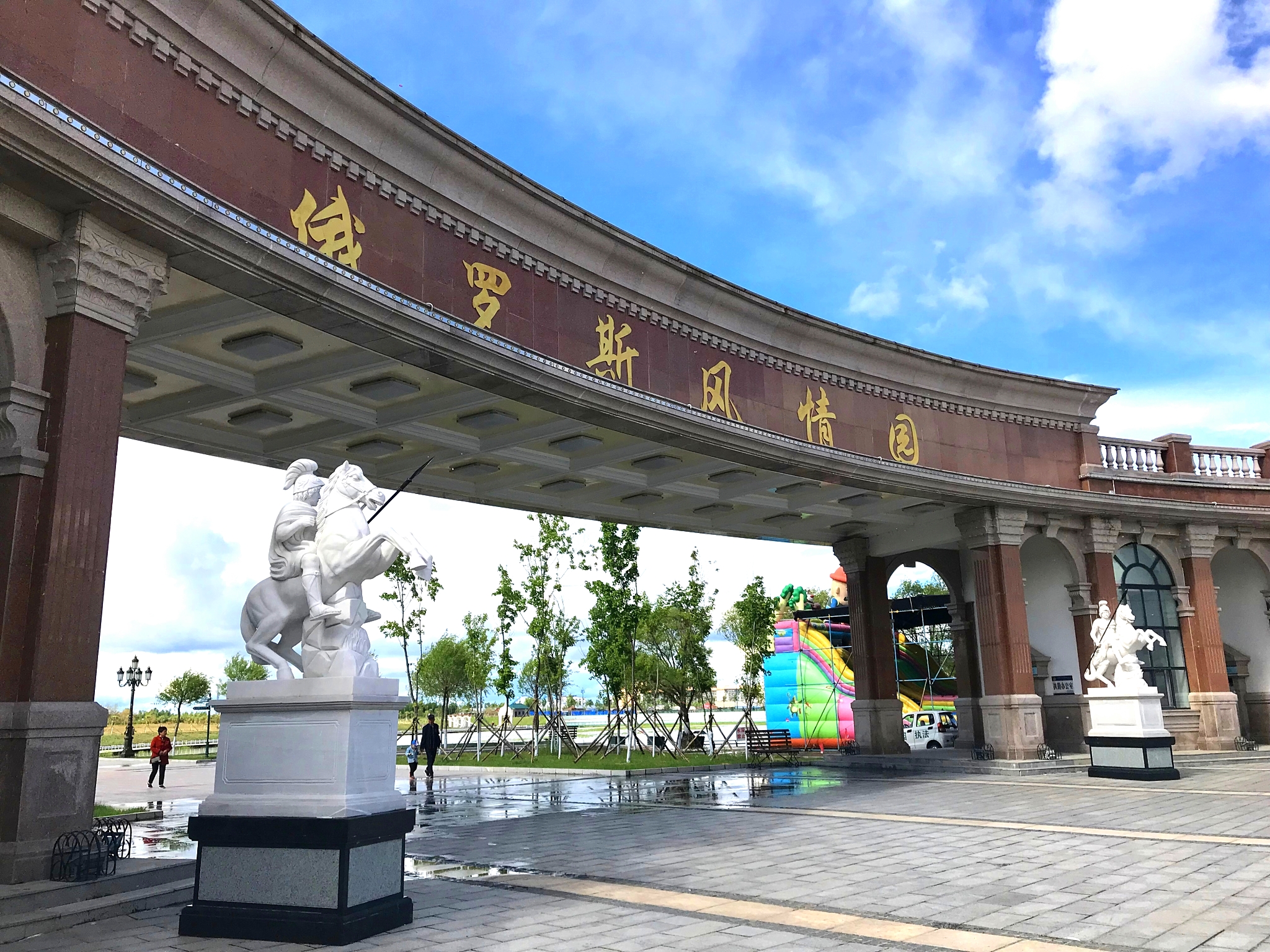 同江俄罗斯套娃广场孩子们最爱小萌娃玩转大单反