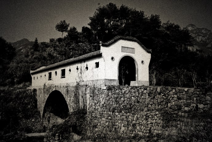 歙县的水竹坑有一个关于孩子的传说提现的却是徽州的孝道精神