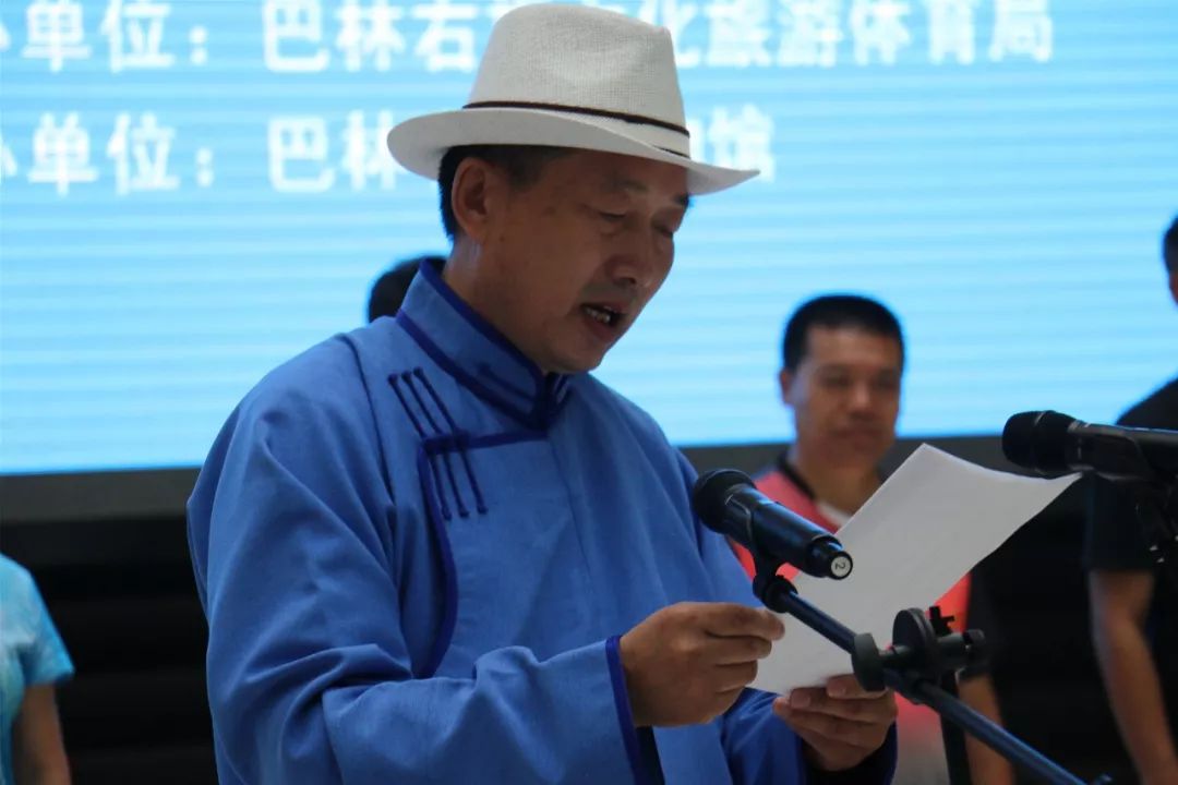 动态巴林草原故事钱德海民俗摄影作品展开幕