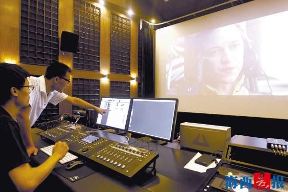 影视后期制作现场.(资料图)