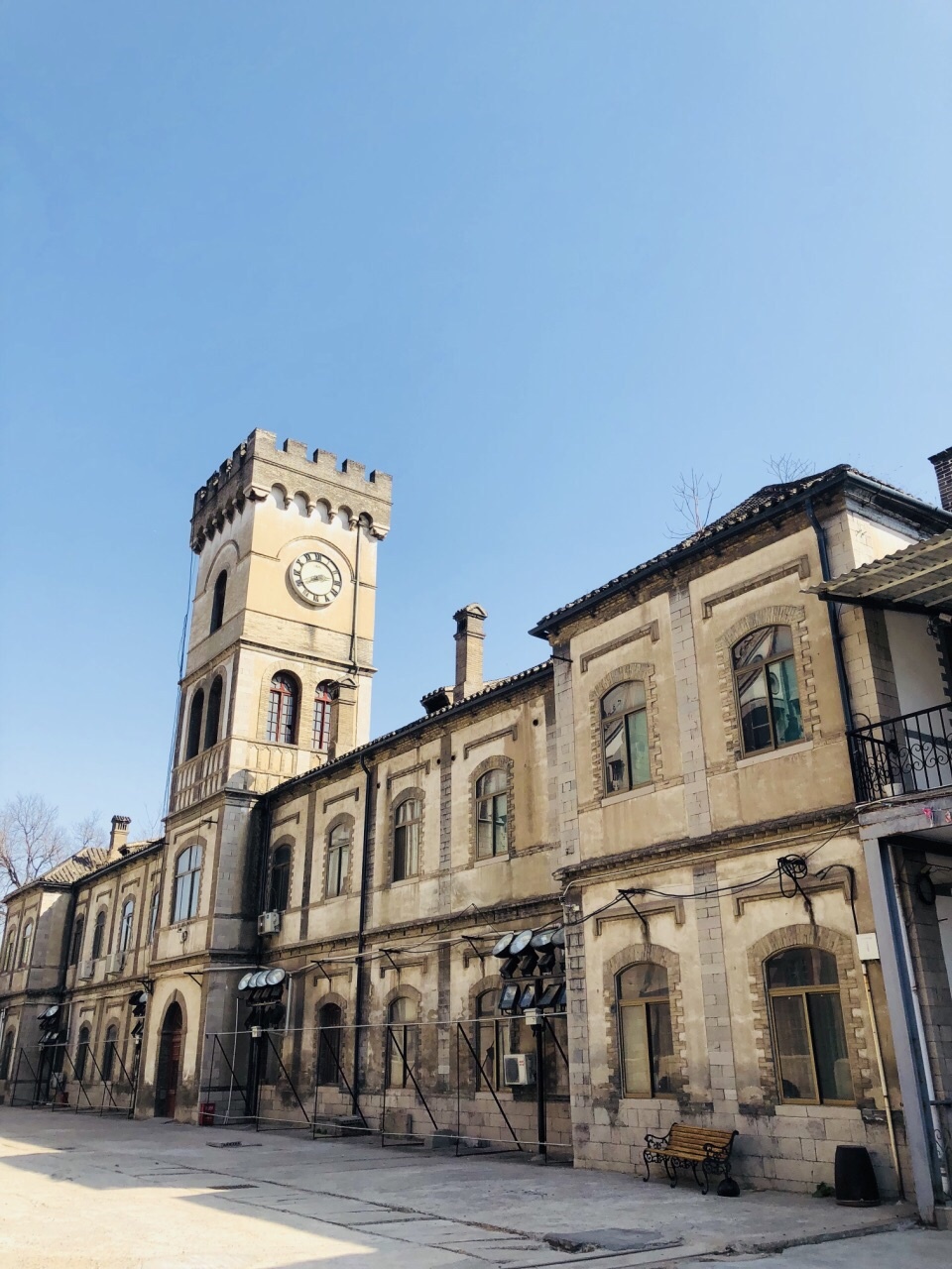说起济南,大部分人都会想起山东大学,其实洪家楼校区也不错哦!_人民号