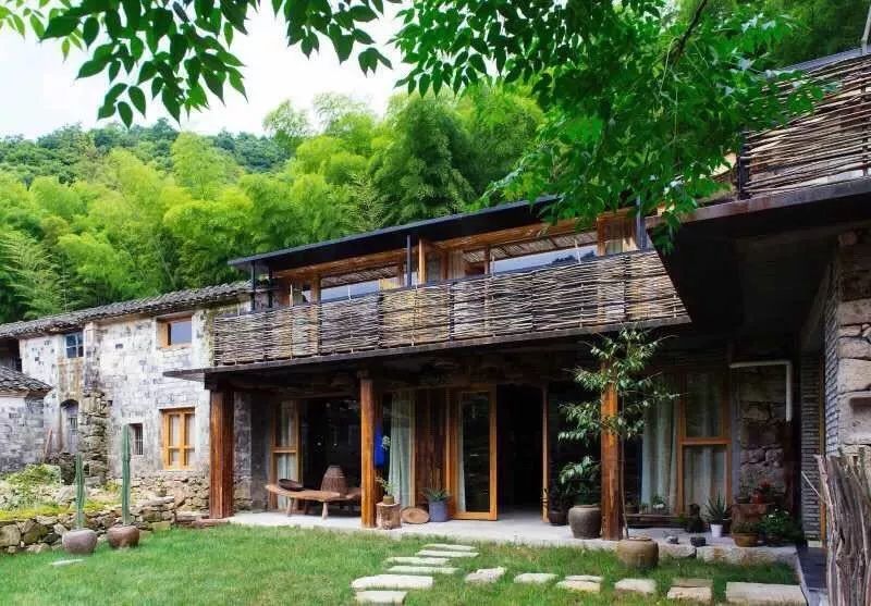 向往的乡居生活离我们有多远?看完这篇也许就明白了_人民号