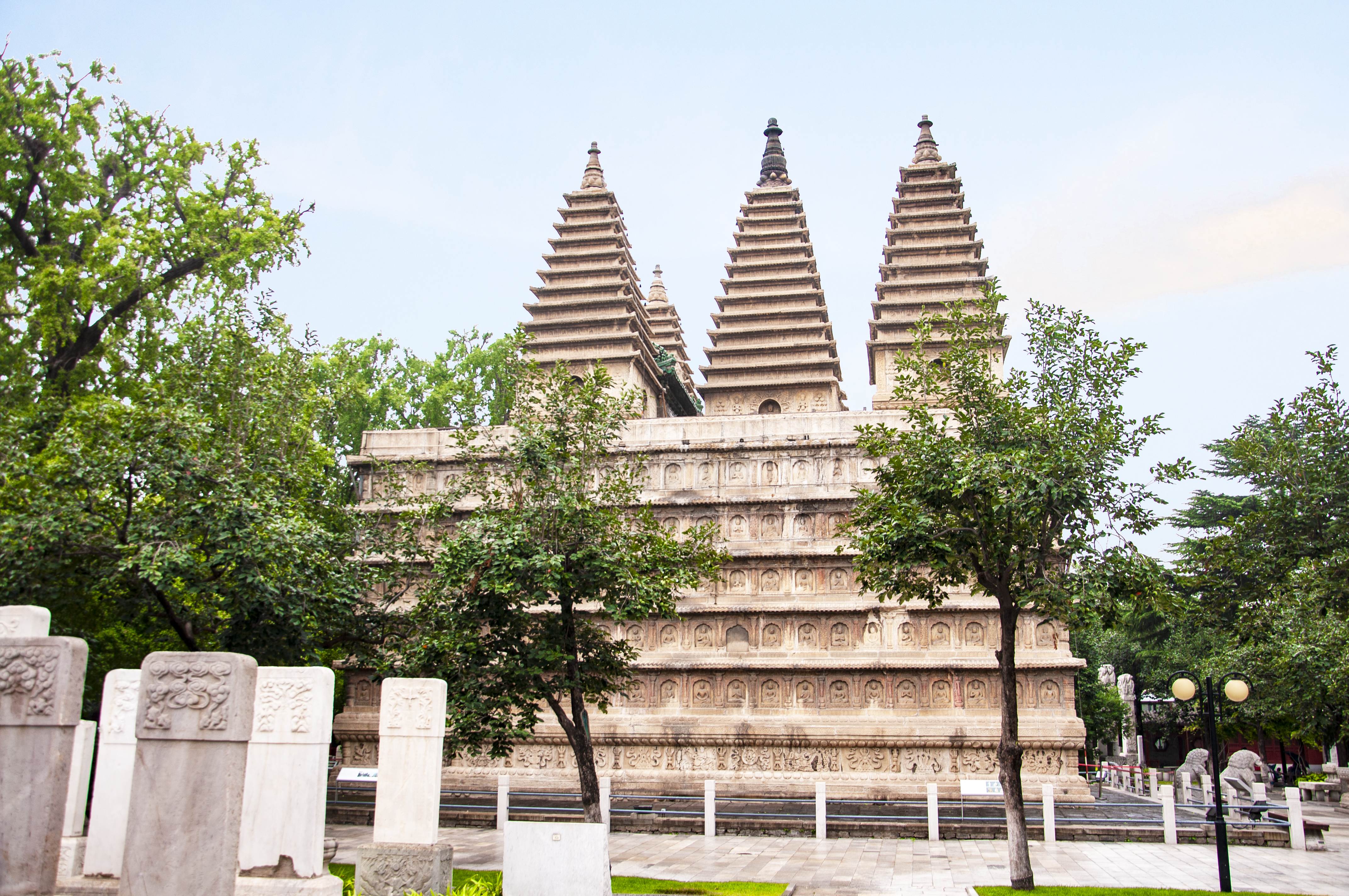 静观知世界真觉省乾穹记北京真觉寺金刚宝塔