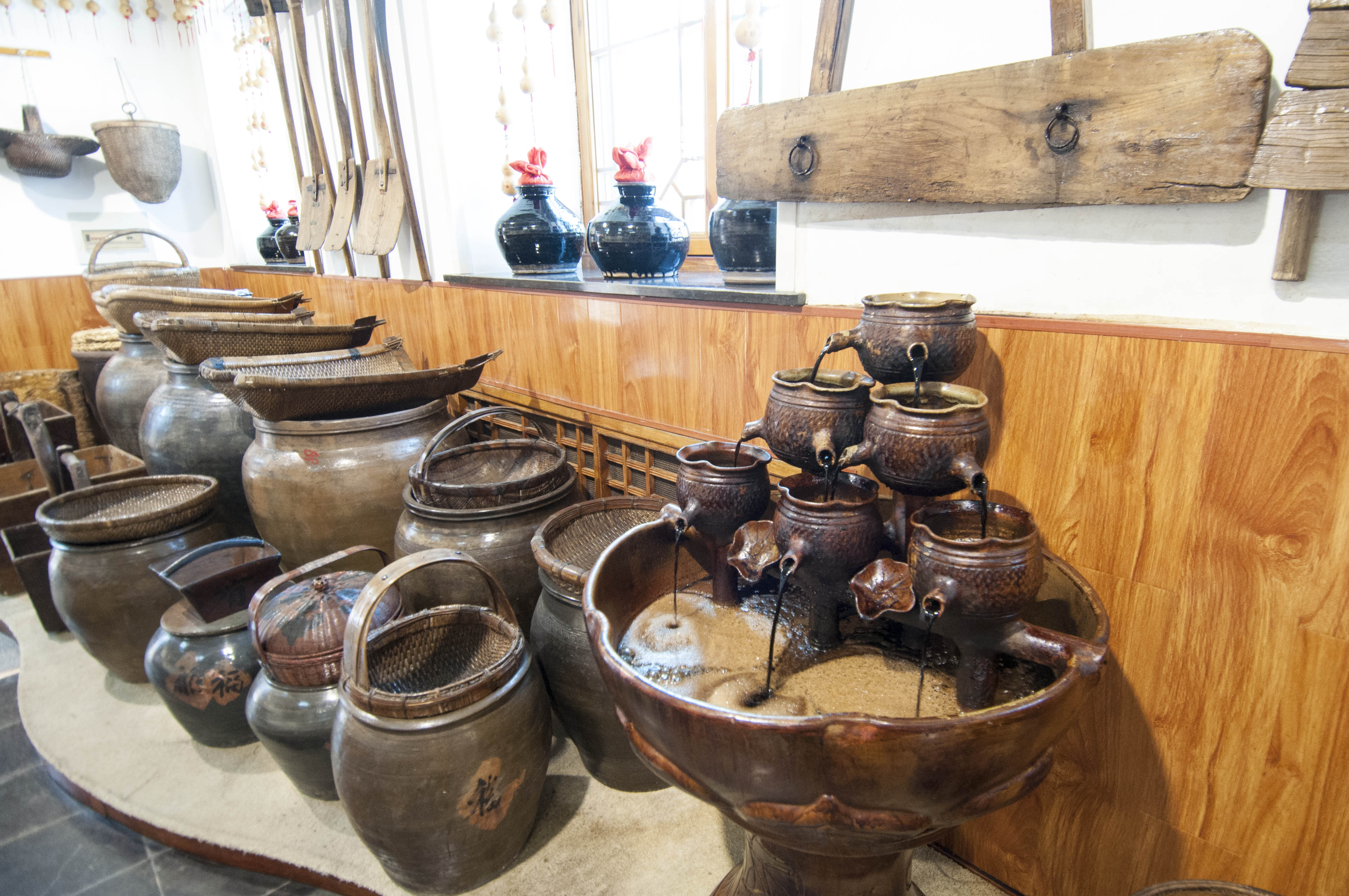 太原清徐探访宝源老醋坊了解老陈醋百年文化