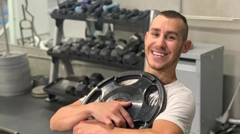 宁死不屈战死拳台生命高于拳击