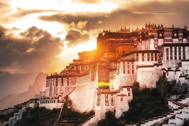布达拉宫究竟是为谁建的