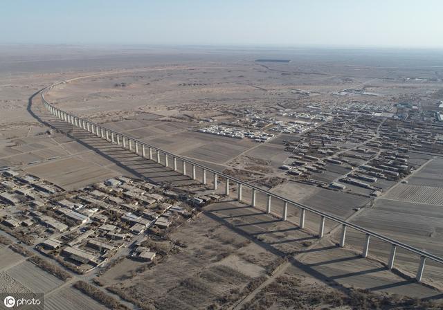 哈罗铁路这里是原子弹爆炸地中国铁总修一条铁路吧