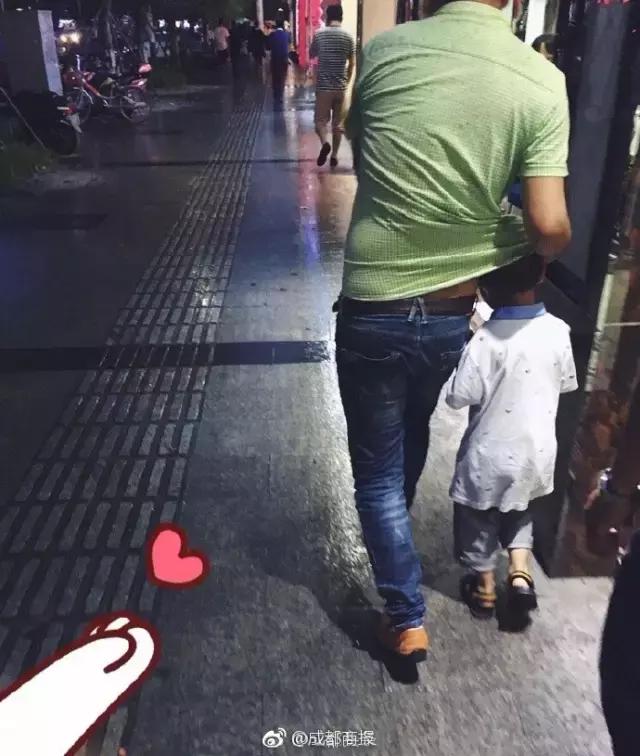 老师,您的背影真帅!