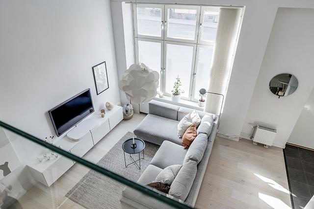 面积不够层高来凑,36平客厅挑高设计,卧室装厨房上秒变精致loft