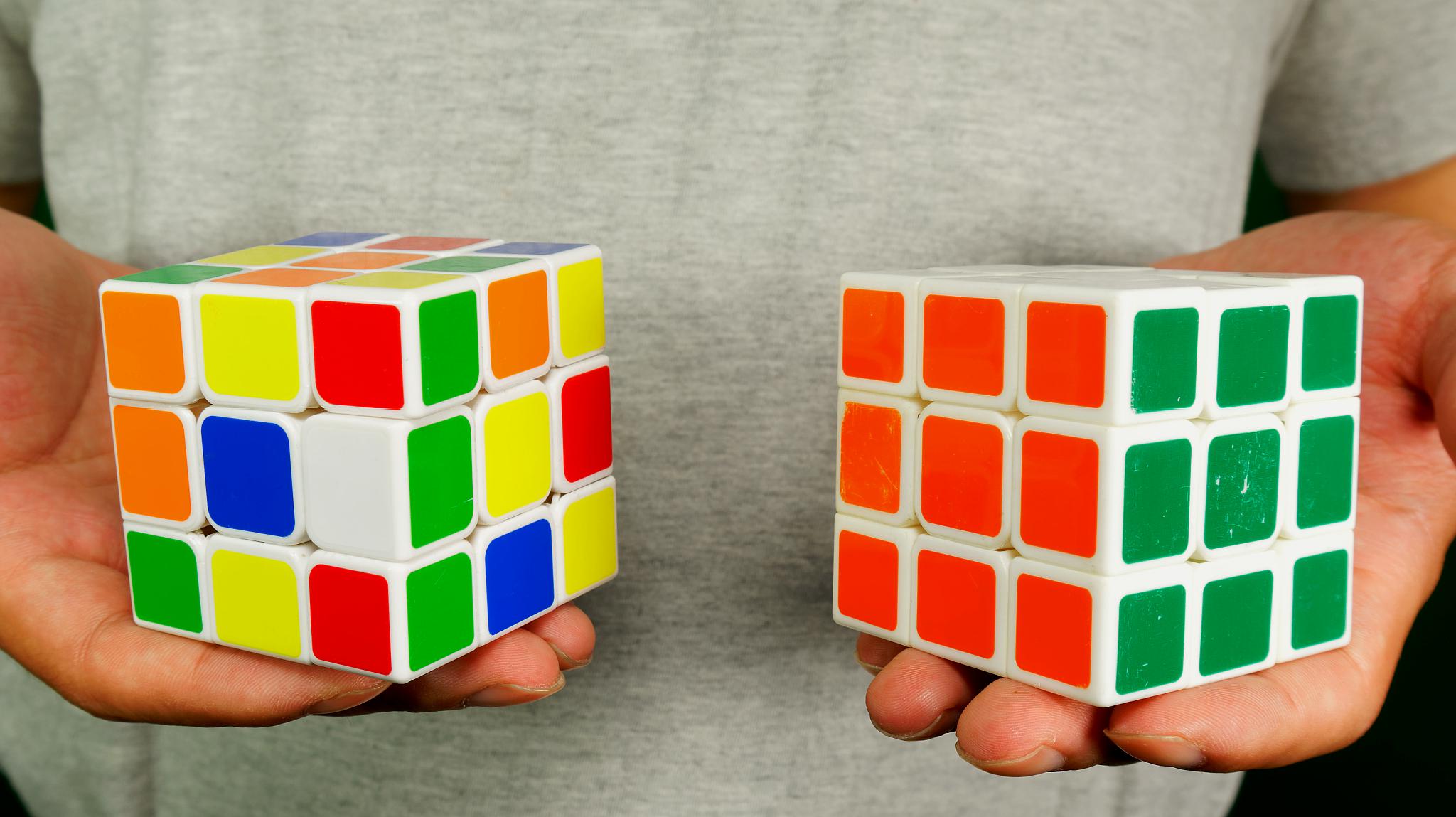 6个面完全打乱的魔方如何才能1秒钟还原揭秘后一目了然