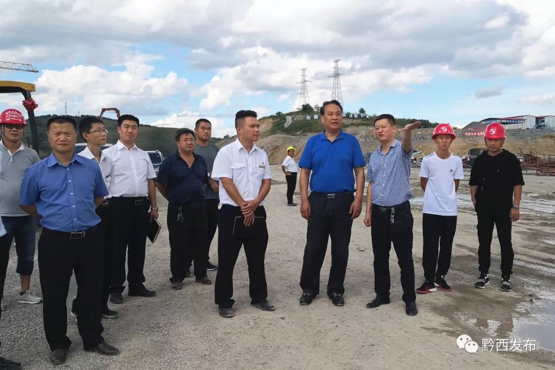 卢林到县委政法委部分城市建设项目现场调研