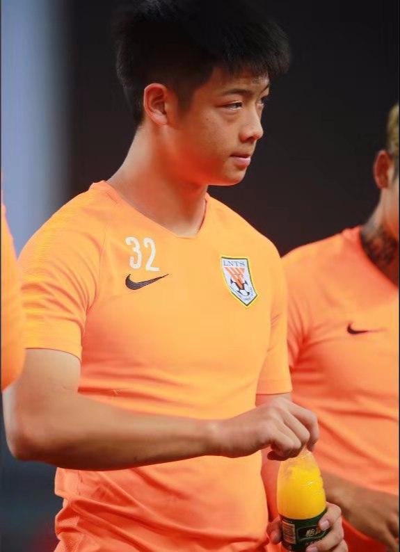 的田鑫或许会和另外2名年轻球员陈哲超和陈蒲一起迎来首发出场的机会