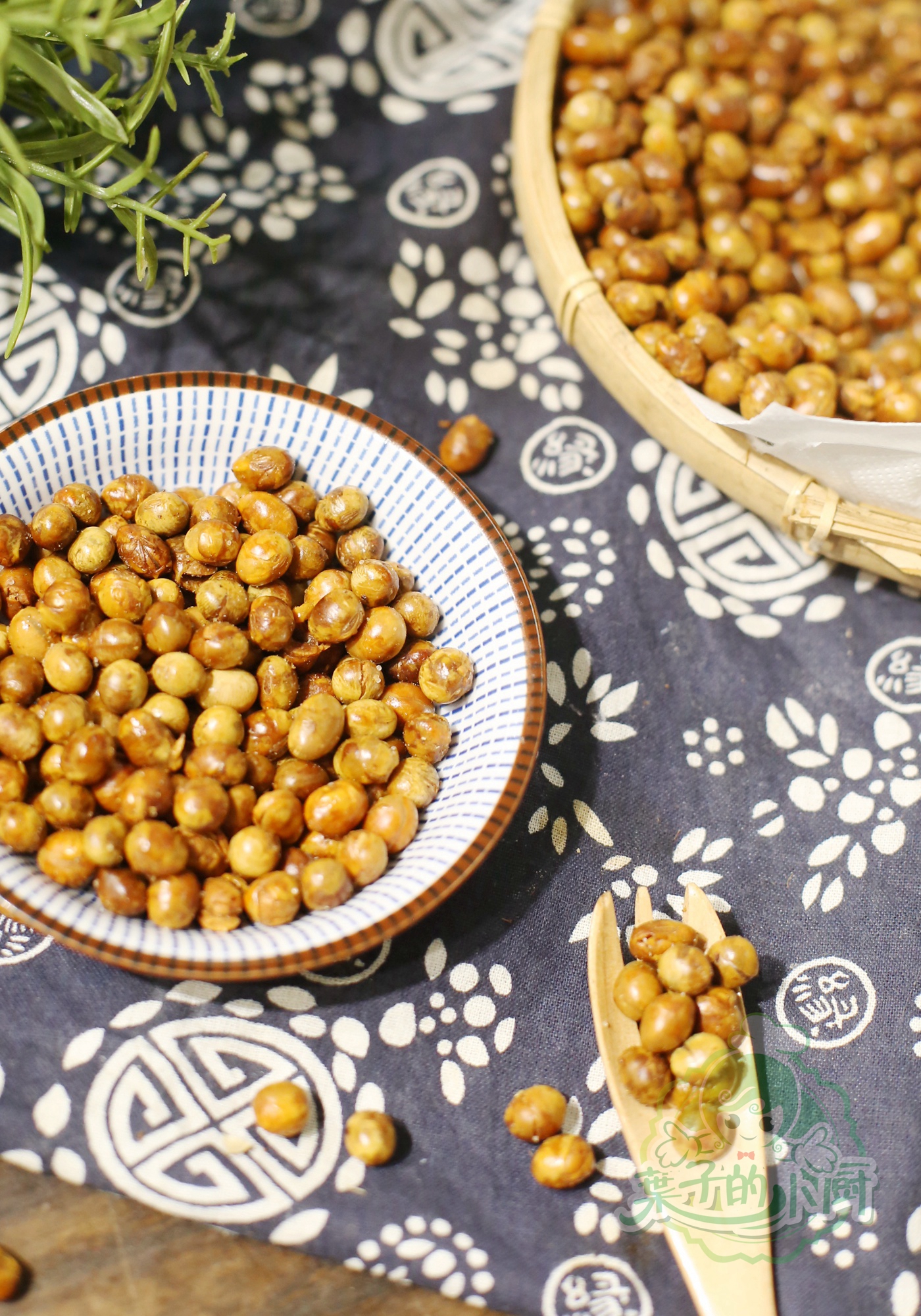 油酥黄豆直接下锅就错了教您一招又香又酥轻轻一嚼就碎