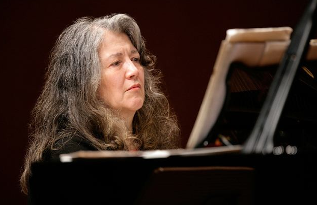 钢琴家阿格里奇也曾非常讨厌过钢琴