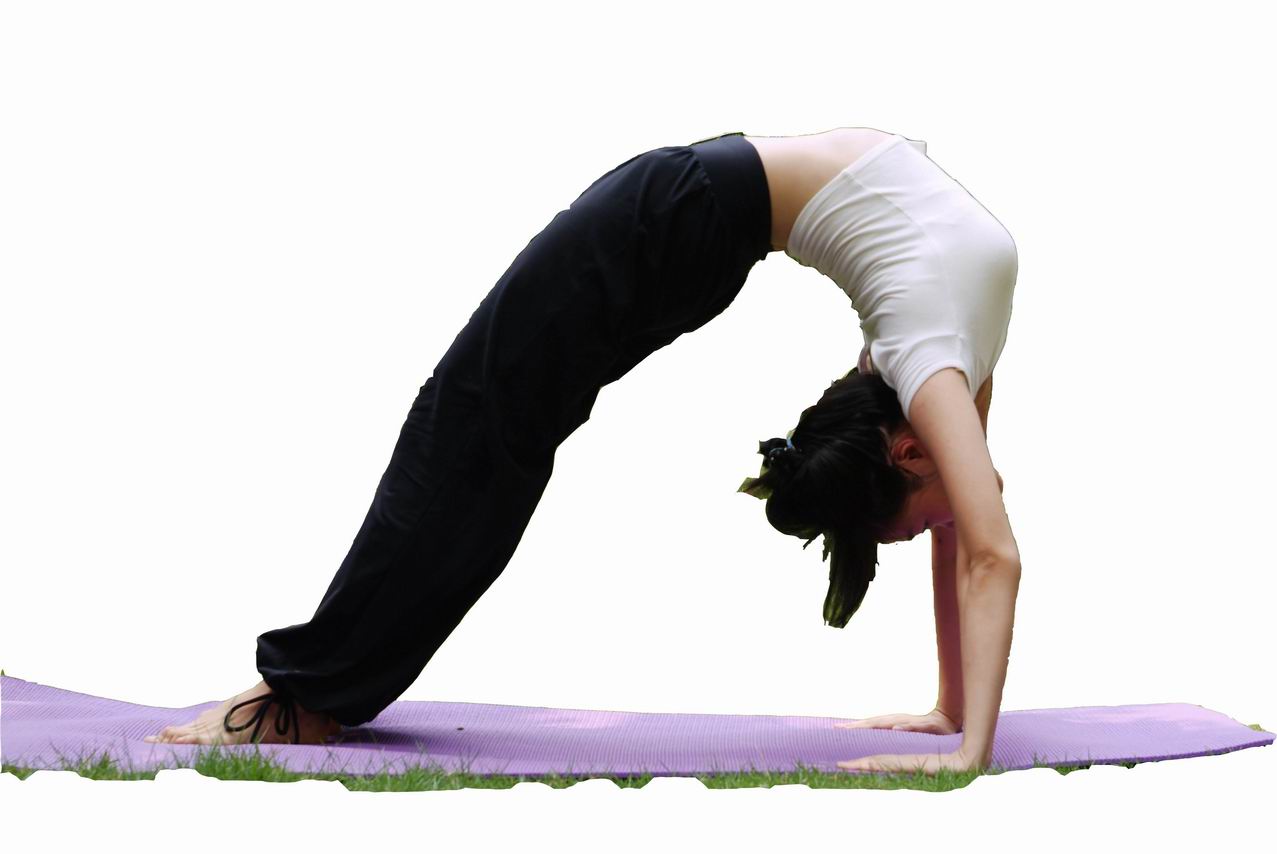 腰越来越粗练这几个瑜伽动作让你拥有迷人细腰