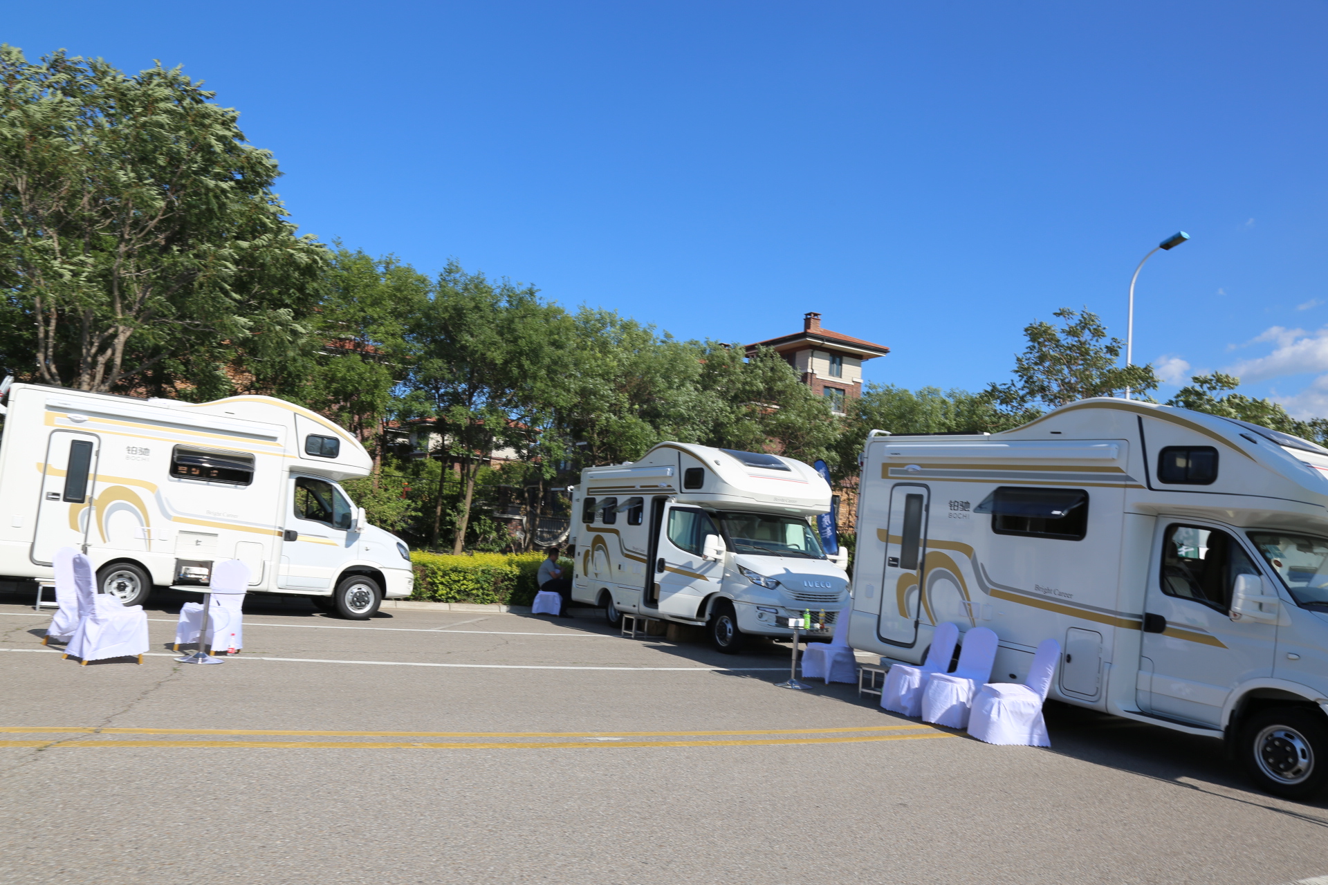 第六届中国汽车房车露营大会在天津滨海新区召开