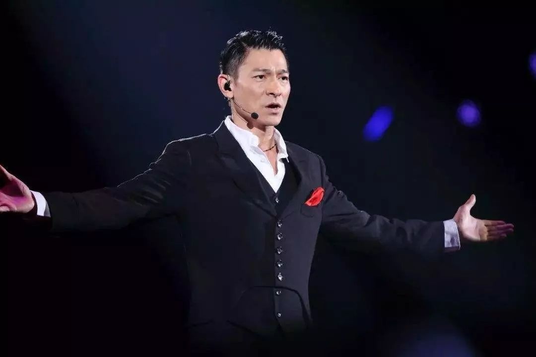 刘德华书法行云流水气势磅礴网友见字如见人侠骨柔情