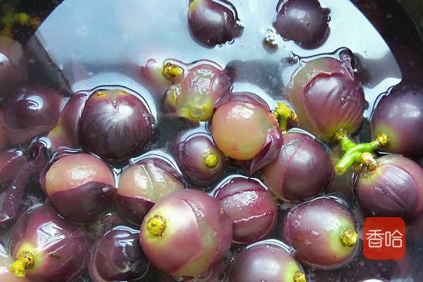 洗葡萄也有技巧记得水里加勺它干净的会发光连皮都放心吃